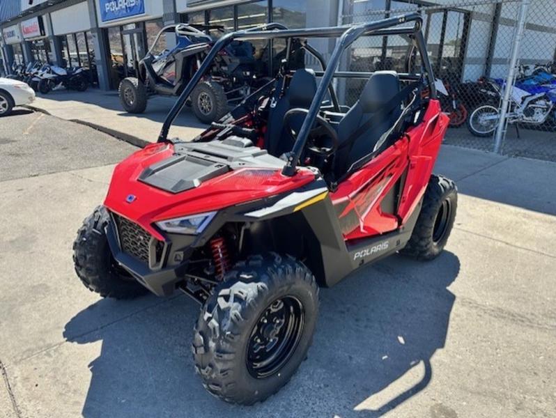 2025 Polaris RZR 200 EFI