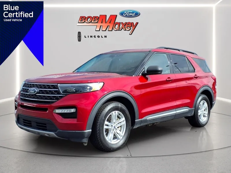 2023 Ford Explorer XLT in Rapid Red Metallic Tinted Clearcoat D4 — front three-quarter view