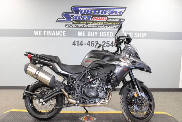 2024 Benelli TRK 502X — front three-quarter view