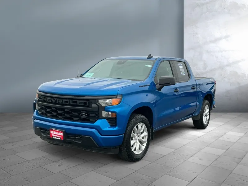 2023 Chevrolet Silverado 1500 — front three-quarter view