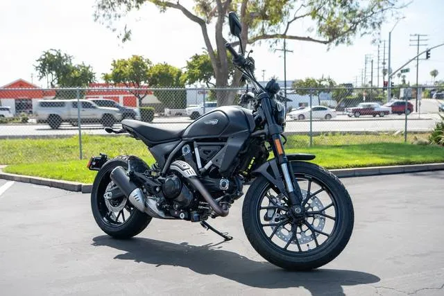2026 Ducati SCRAMBLER — front three-quarter view