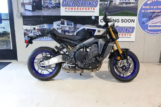 2026 Yamaha MT-09 SP — front three-quarter view