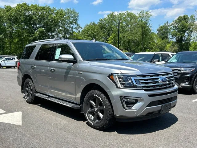 2021 Ford Expedition Limited in Silver Metallic — front three-quarter view