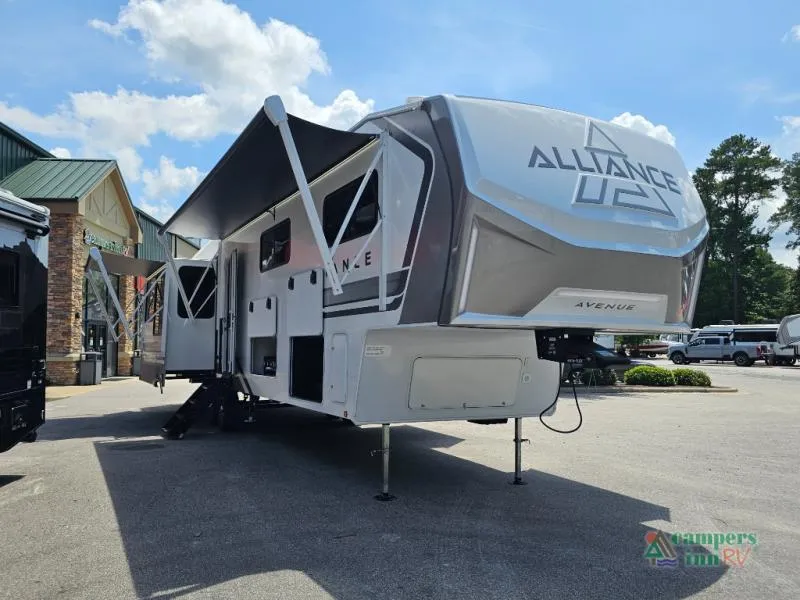2027 Alliance RV Avenue — front three-quarter view
