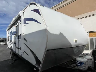 2014 Pacific Coachworks Powerlite