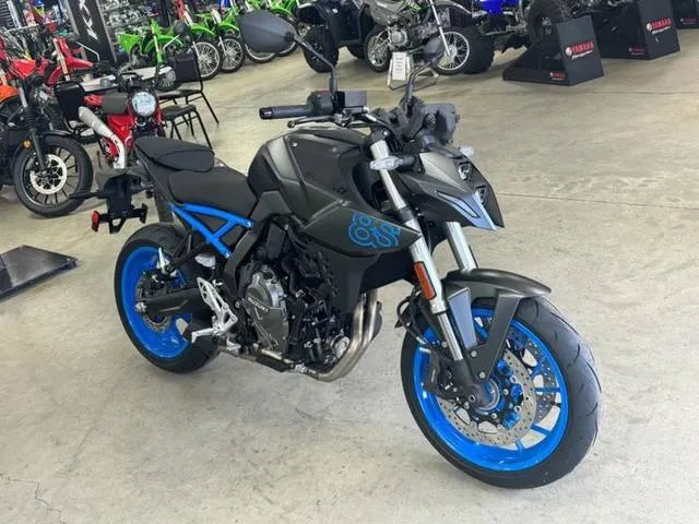 2024 Suzuki GSX-8S — front three-quarter view