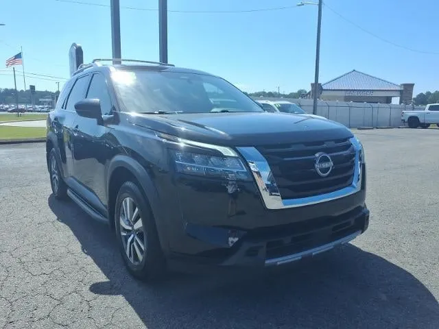 2023 Nissan Pathfinder SL in Other — front three-quarter view