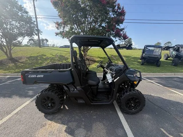 2026 Can-Am® Defender XT HD9 — front three-quarter view