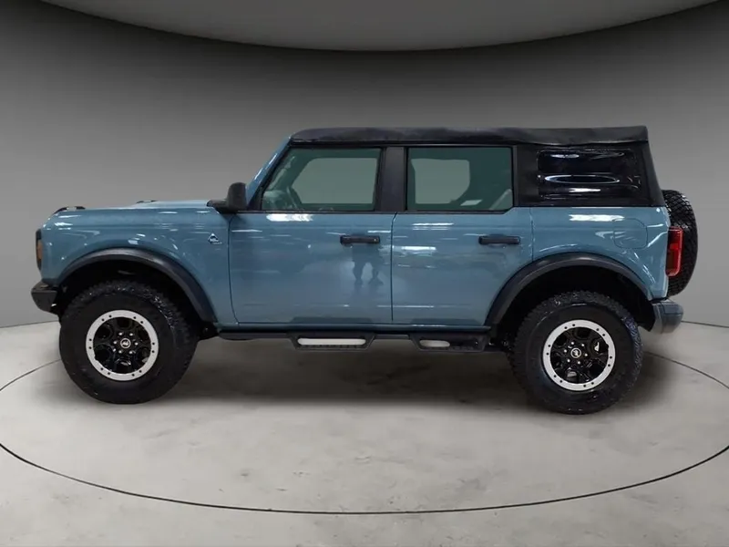 2023 Ford Bronco Black Diamond in Area 51 — front three-quarter view
