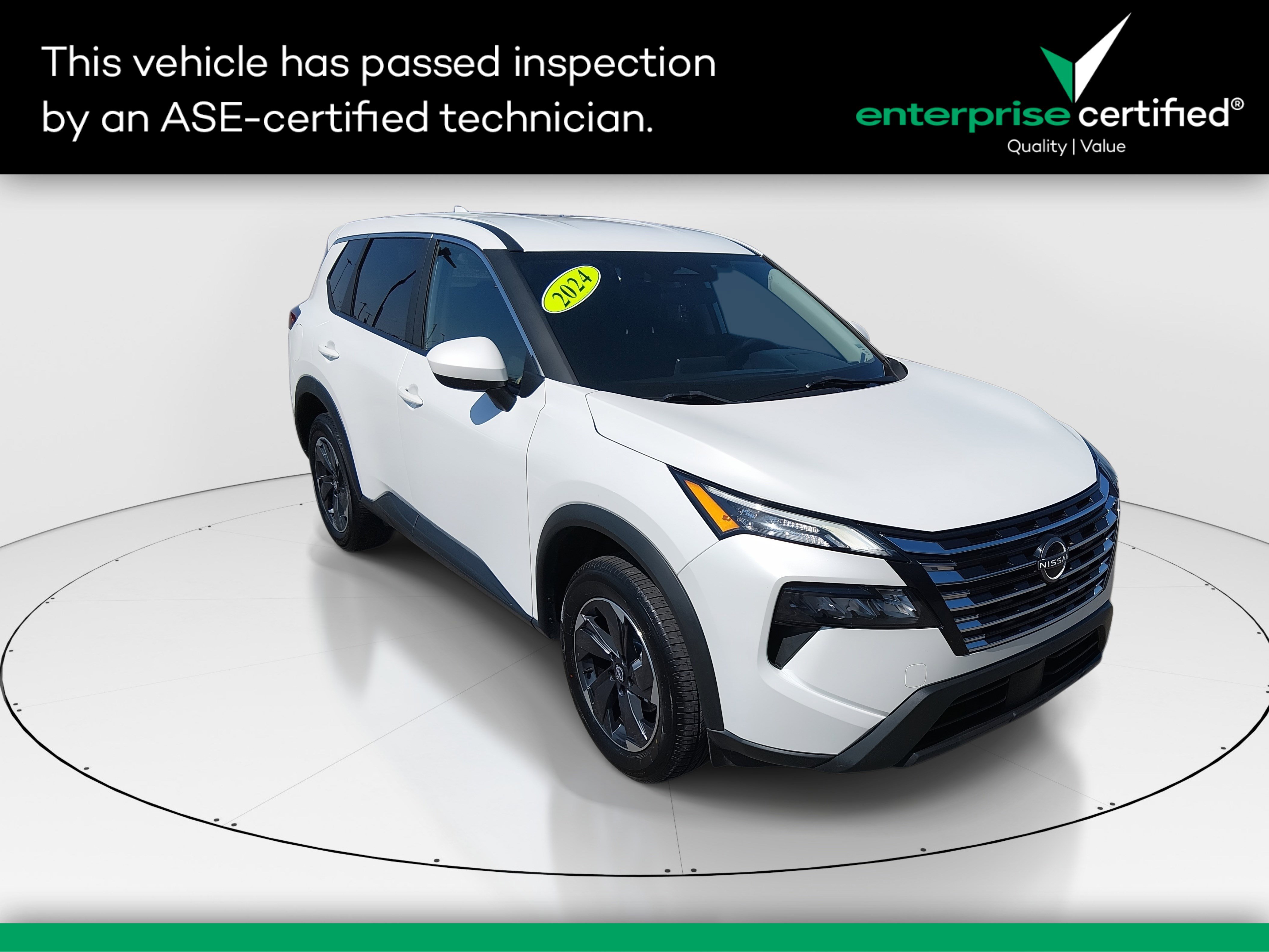 2024 Nissan Rogue FWD SV — front three-quarter view