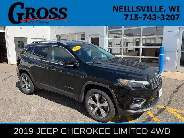2019 Jeep Cherokee Limited in Black — front three-quarter view