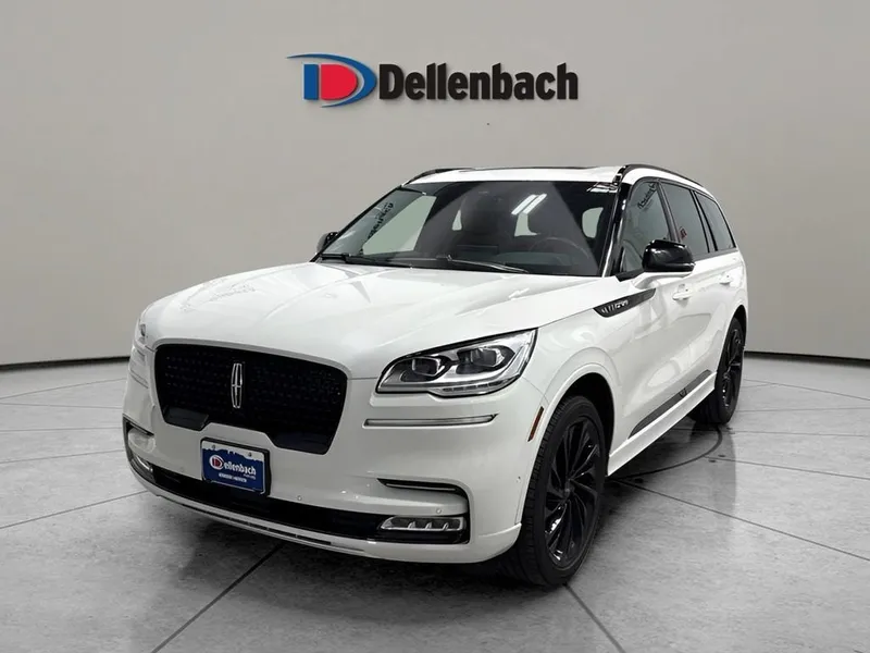 2024 Lincoln Aviator Black Label in White — front three-quarter view