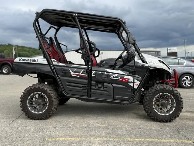 2023 Kawasaki Teryx4™ S Special Edition