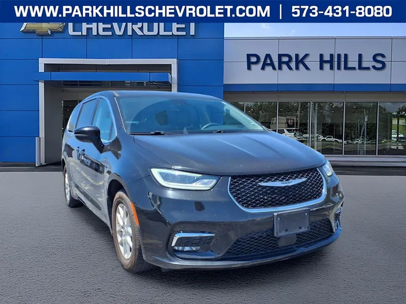 2024 Chrysler Pacifica Touring L in Other — front three-quarter view