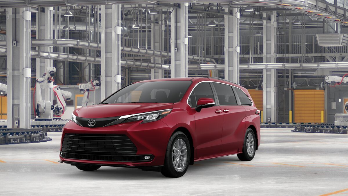 2026 Toyota Sienna XLE in Ruby Flare Pearl — front three-quarter view
