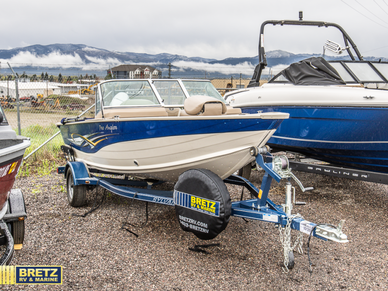 2008 Smoker Craft Pro Angler