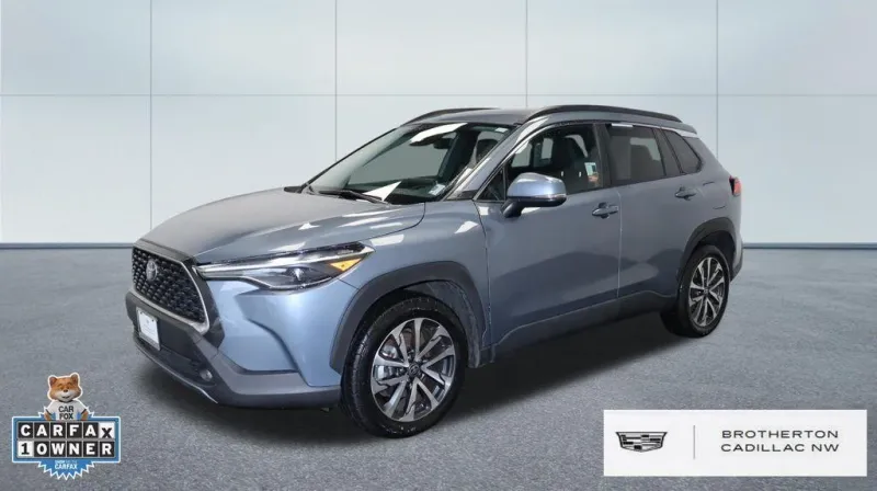 2024 Toyota Corolla Cross XLE — front three-quarter view