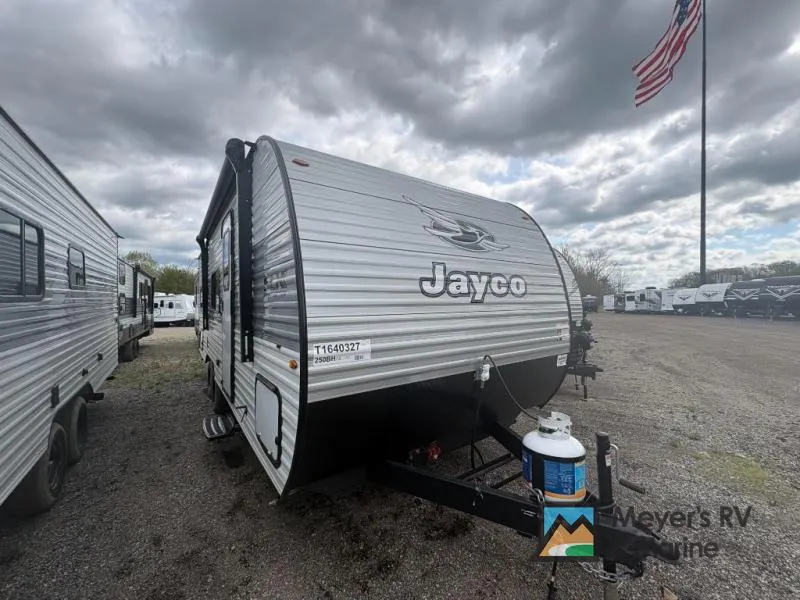 2026 Jayco Jay Flight SLX 250BH — front three-quarter view