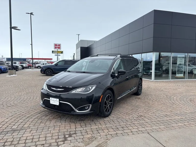 2017 Chrysler Pacifica Touring L Plus in Brilliant Black Crystal Pearlcoat — front three-quarter view