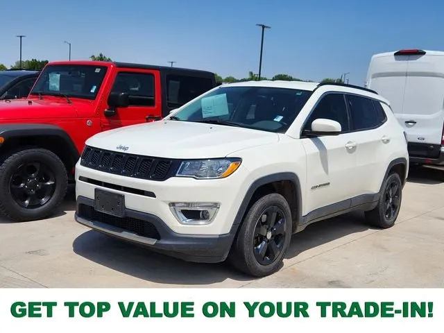 2018 Jeep Compass Latitude in White Clearcoat — front three-quarter view