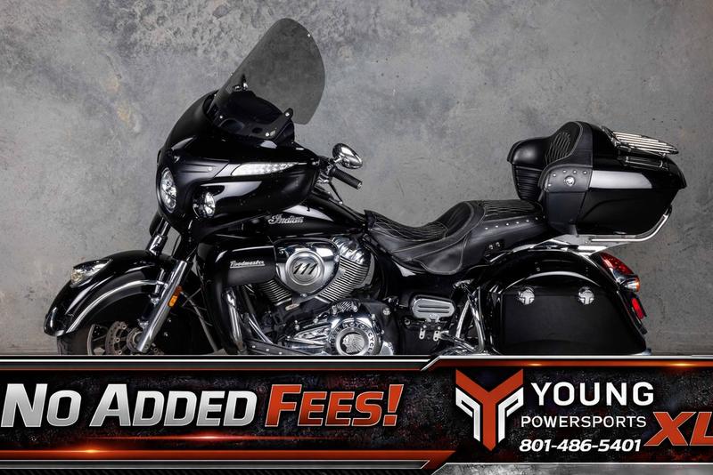 2017 Indian Motorcycle Roadmaster Thunder Black