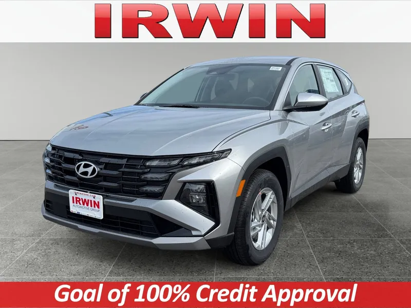 2026 Hyundai Tucson SE AWD in Silver — front three-quarter view