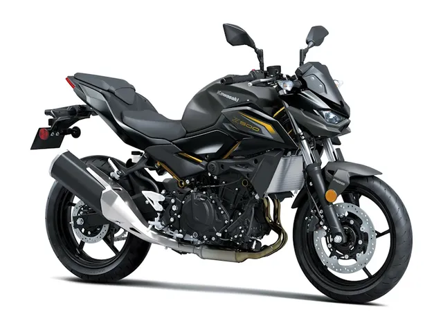 2026 Kawasaki Z500 ABS — front three-quarter view