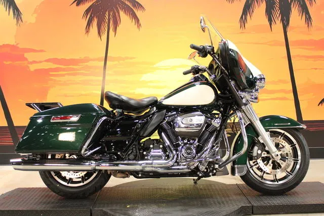 2024 Harley-Davidson® FLHTP — front three-quarter view
