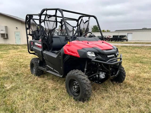 2026 Honda® Pioneer 700-4