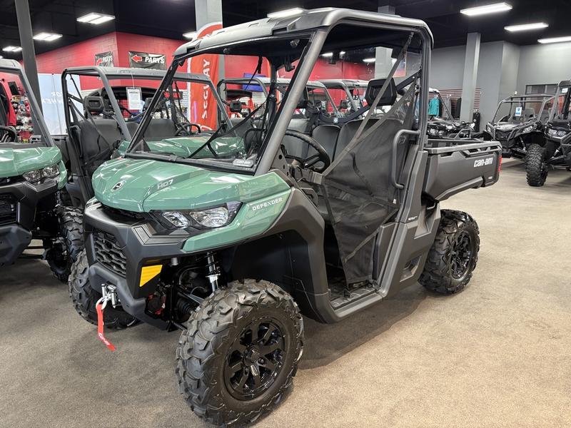 2025 Can-Am Defender DPS HD7 Compass Green