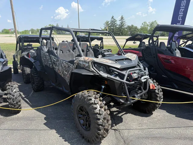 2024 Can-Am® Commander MAX X mr 1000R Wildland Camo