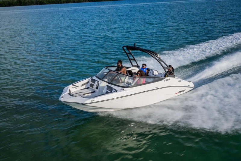 2025 Yamaha Boats AR195