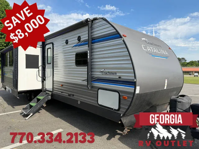 2020 Coachmen Catalina Legacy Edition 333BHTSCK — front three-quarter view