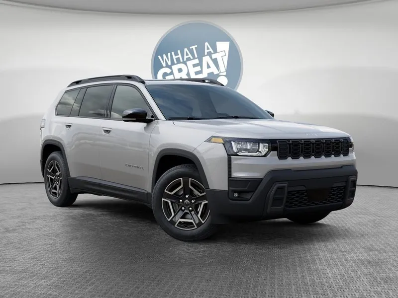 2026 Jeep Cherokee Limited in Silver Zynith Clear-Coat Exterior Paint — front three-quarter view