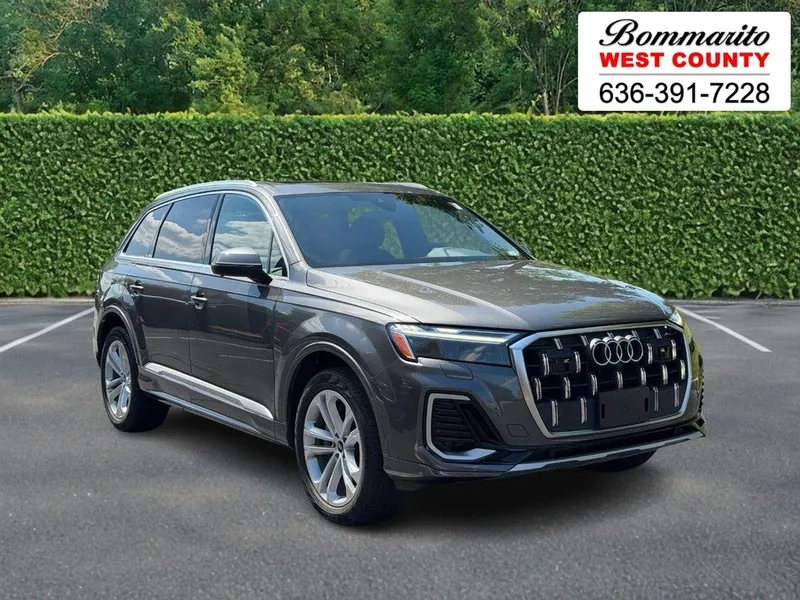 2025 Audi Q7 Premium Plus 45 TFSI quattro in Samurai Gray Metallic — front three-quarter view