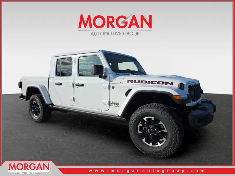 2026 Jeep Gladiator Rubicon in White/off-white — front three-quarter view
