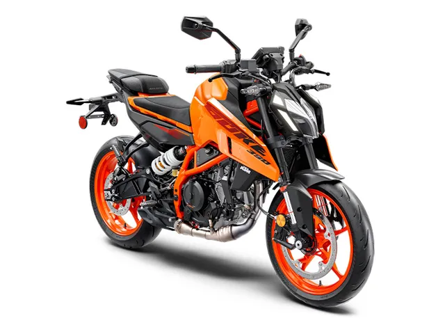 2025 KTM 390 Duke — front three-quarter view