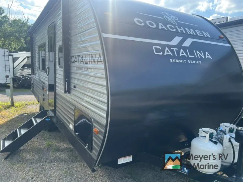 2027 Coachmen RV Catalina Summit Series 8 211BH — front three-quarter view