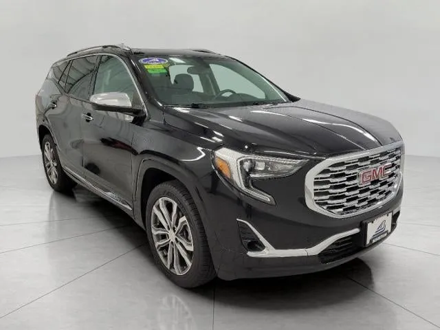 2019 GMC Terrain AWD 4dr Denali in Ebony Twilight Metallic — front three-quarter view