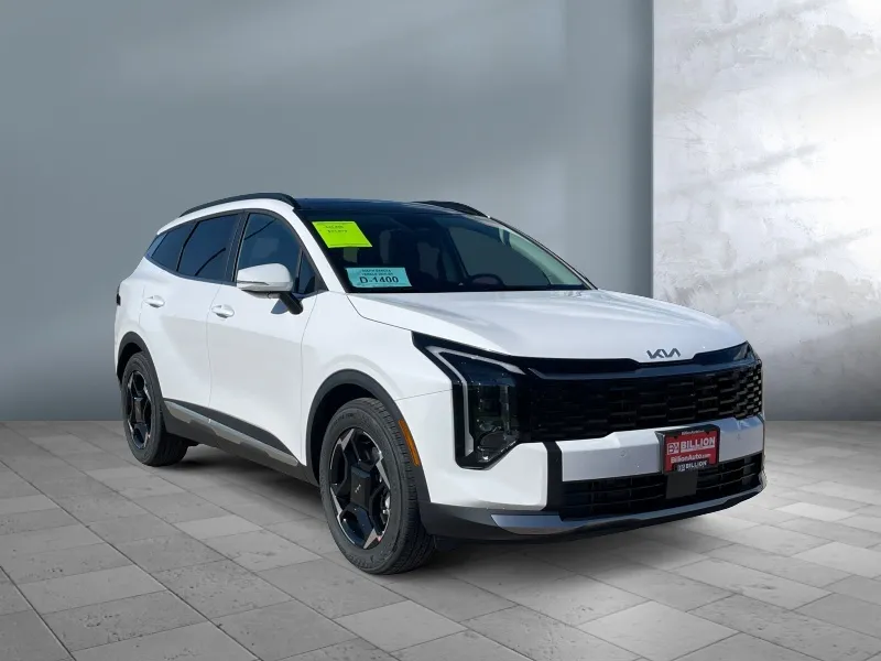 2026 Kia Sportage — front three-quarter view