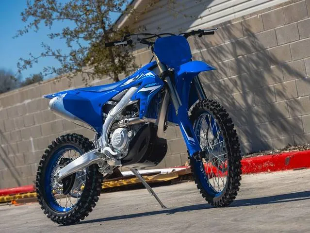 2026 Yamaha YZ450FX — front three-quarter view