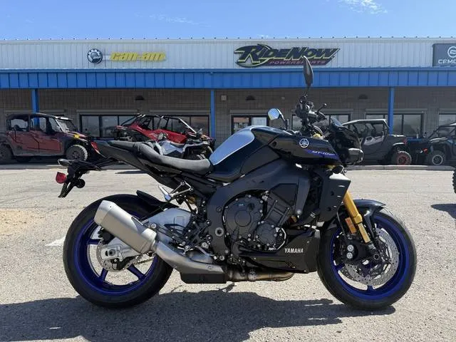 2026 Yamaha MT-10 SP — front three-quarter view