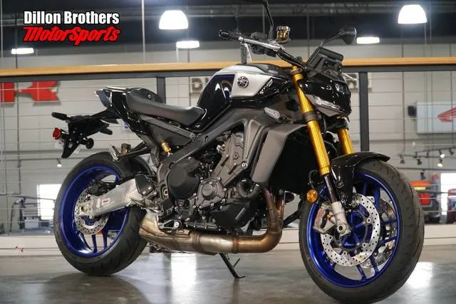 2026 Yamaha MT-09 SP — front three-quarter view