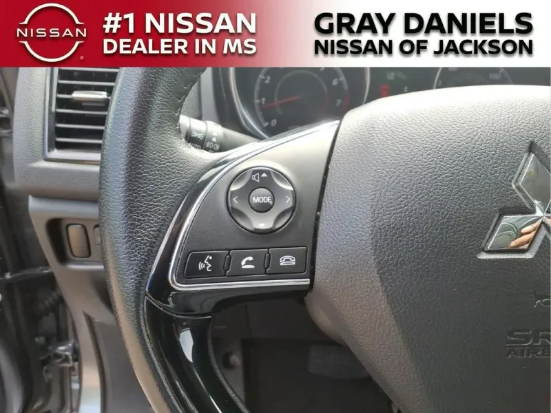 2024 Mitsubishi Outlander Sport — photo 13 view