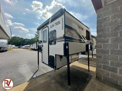 2027 Sun Trek 600