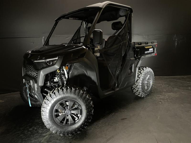2025 CFMOTO UFORCE U10 Pro