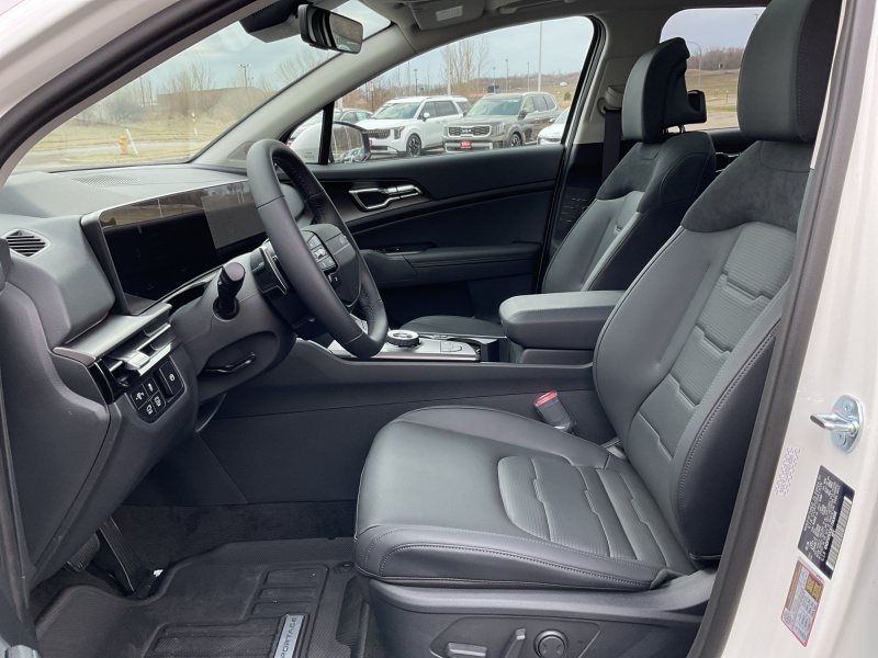 2026 Kia Sportage Hybrid — photo 9 view