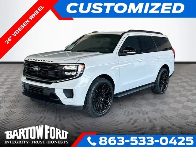 2026 Ford Expedition Platinum in White Metallic — front three-quarter view