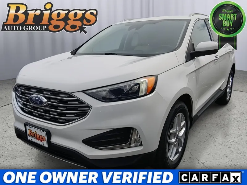 2022 Ford Edge SEL in Oxford White — front three-quarter view