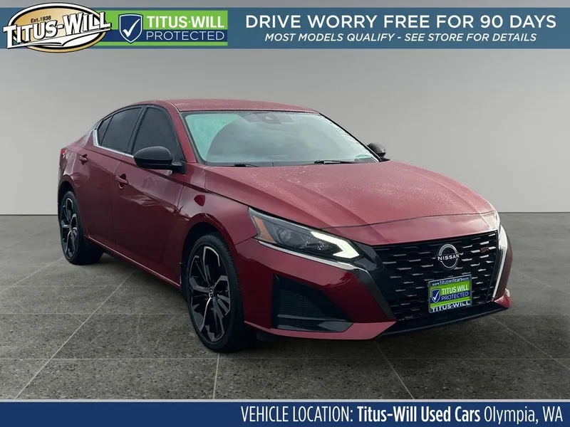 2024 Nissan Altima 2.5 SR in Scarlet Ember — front three-quarter view